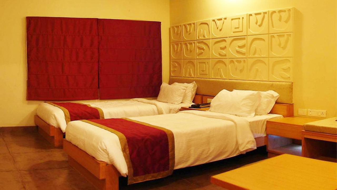 Classic Luxury Service Apartments Visakhapatnam Exteriör bild